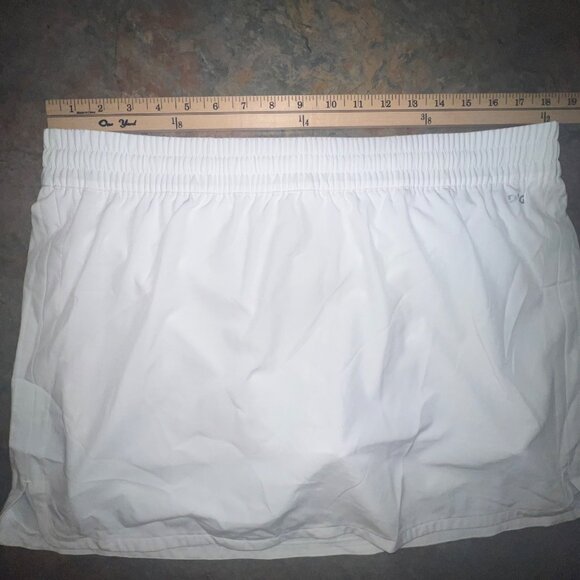 DSG Women's White Mid-Rise Stride Skort‎ XL - Picture 3 of 9